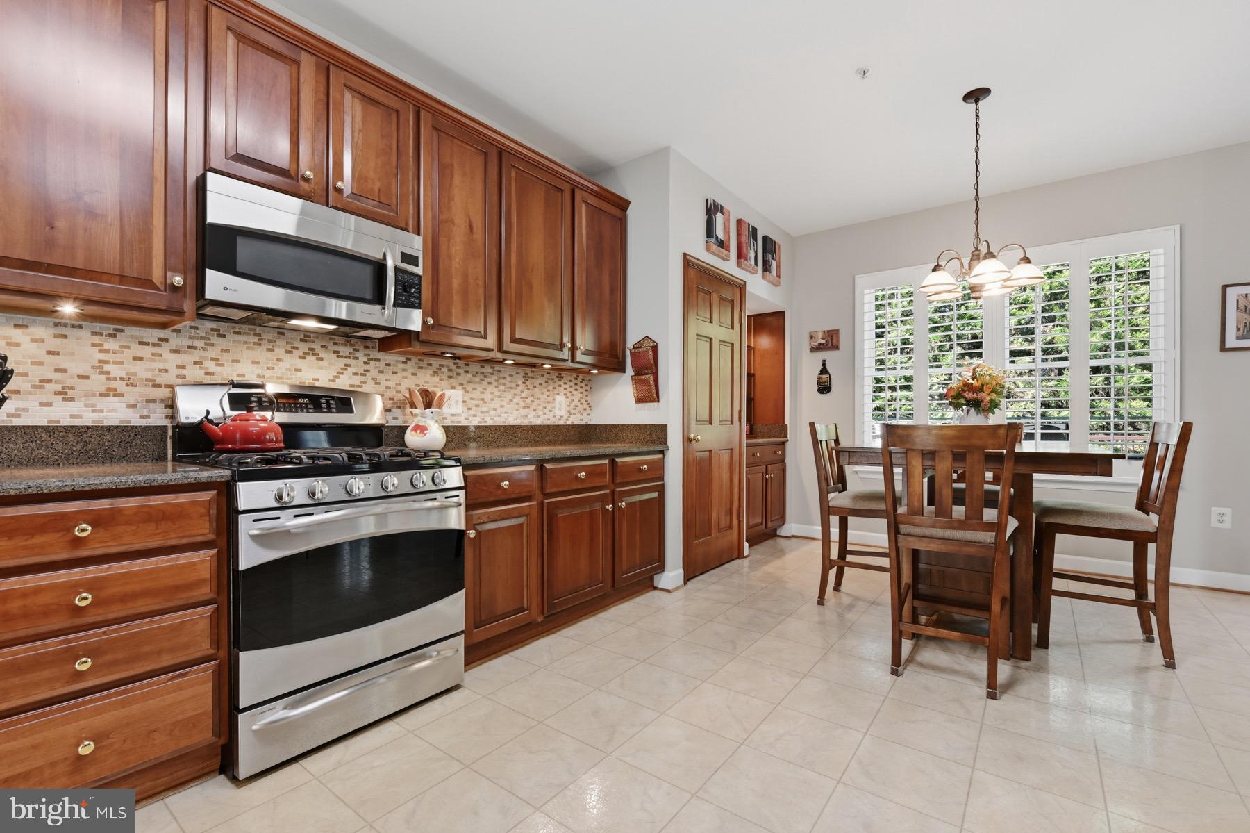 SUMNER GROVE PLAT 1> - Residential