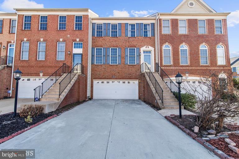 LOUDOUN VALLEY ESTATES - Residential Lease