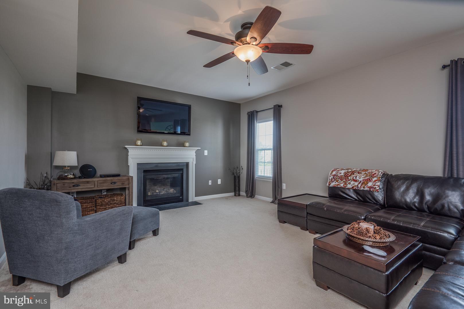 STAFFORD LAKES VILLAGE - Residential