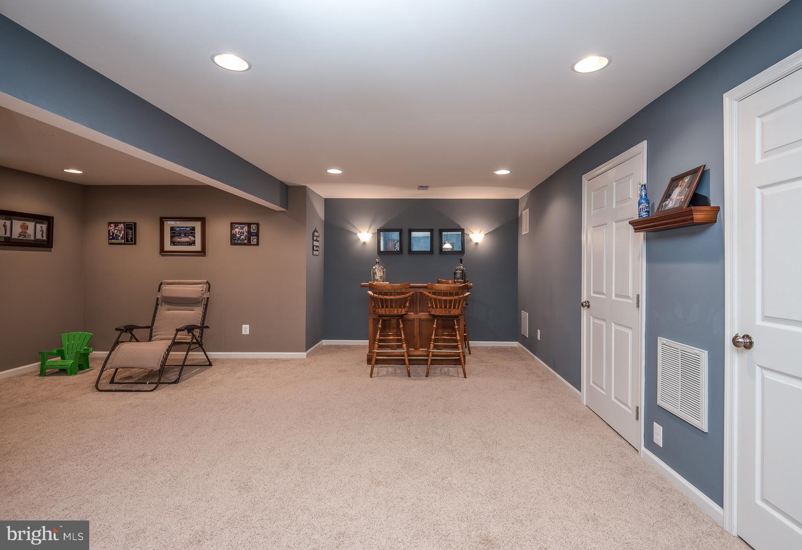 STAFFORD LAKES VILLAGE - Residential