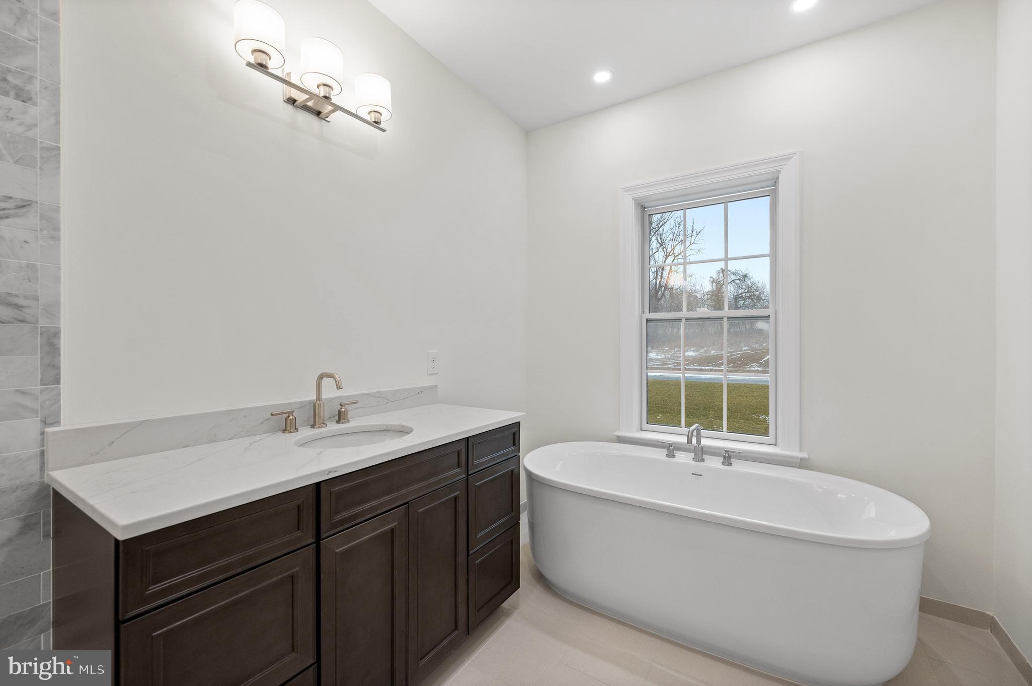 VILLAGE OF FOUR SEASONS - Residential