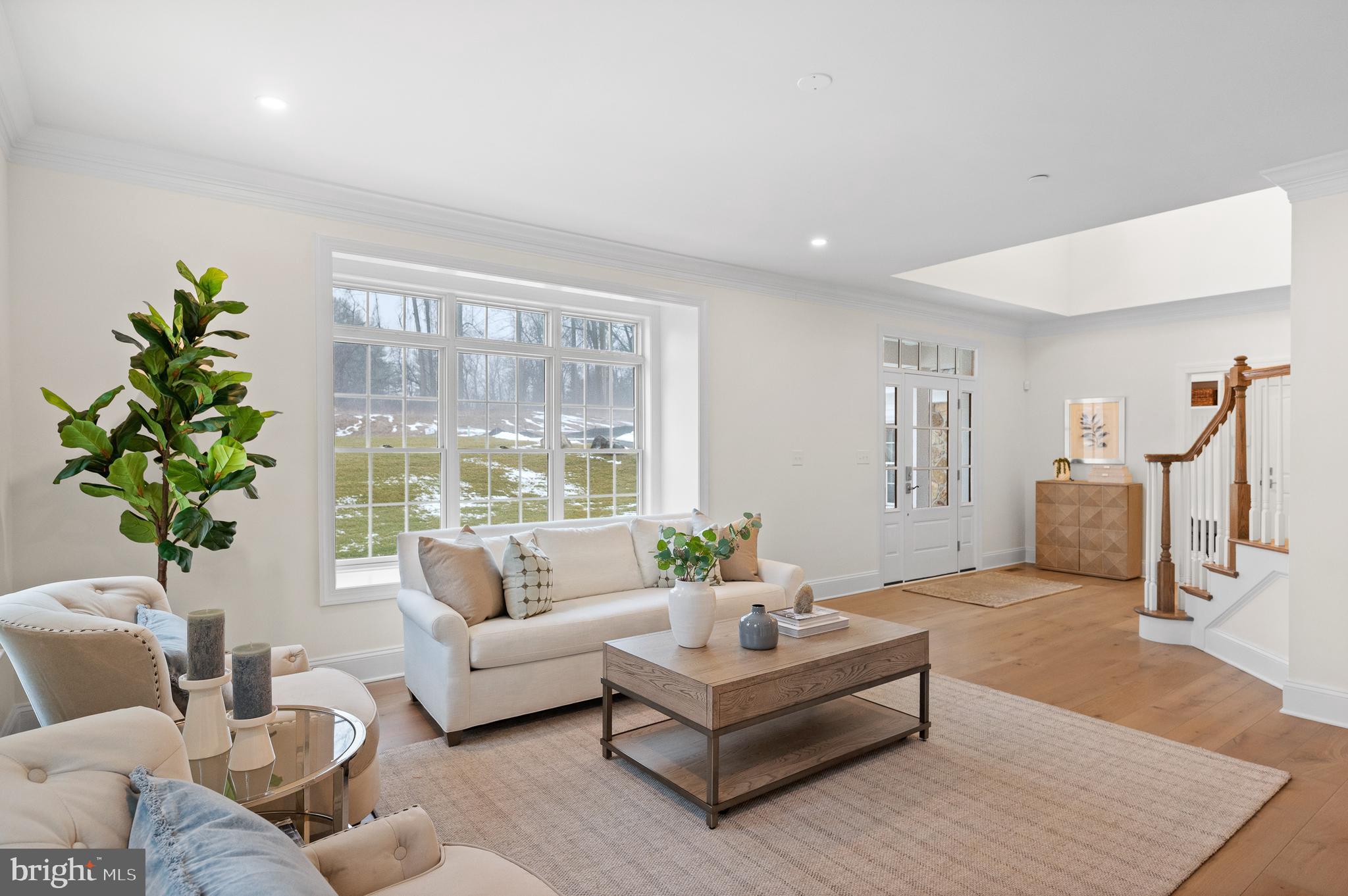 VILLAGE OF FOUR SEASONS - Residential