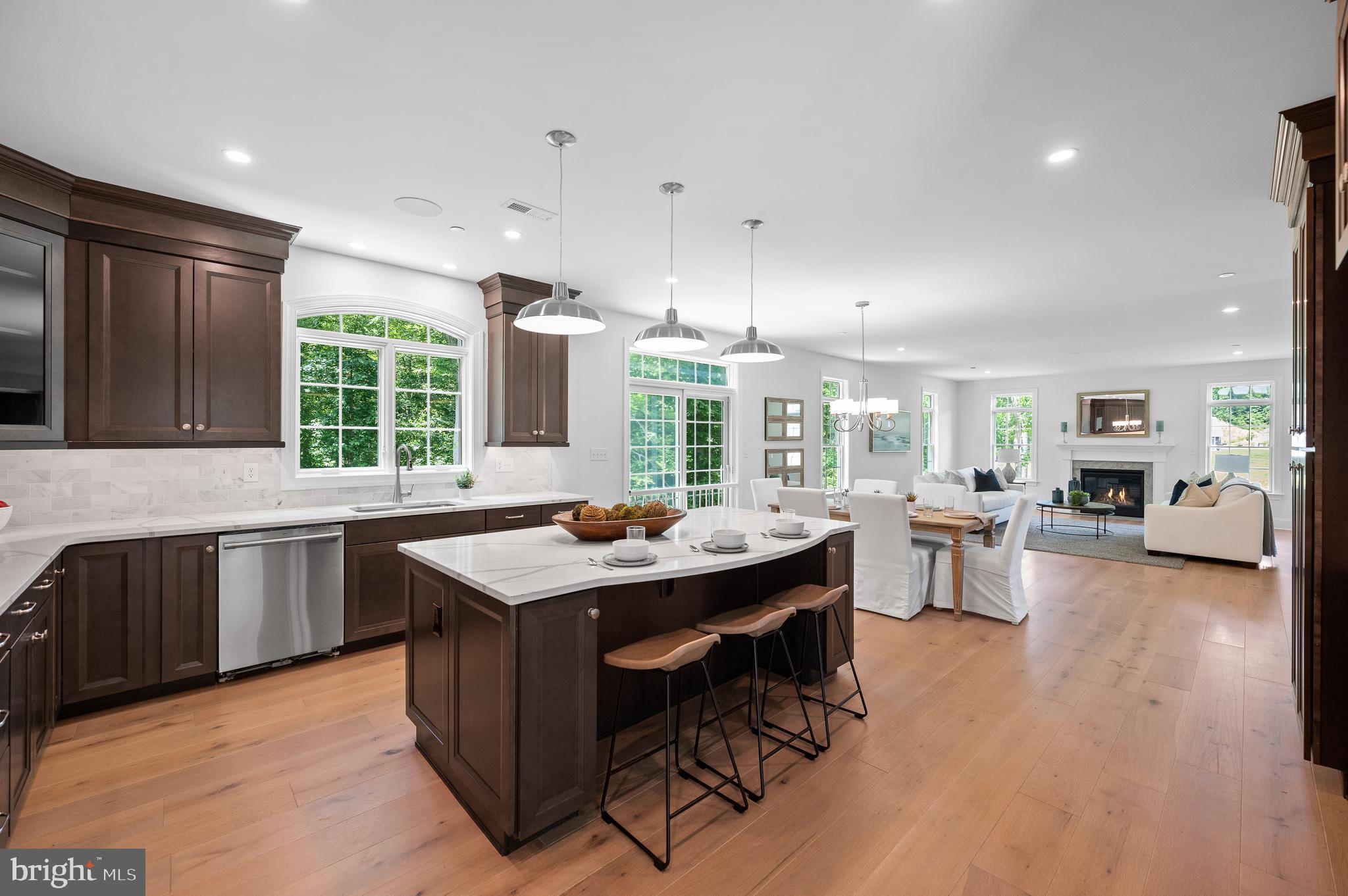 VILLAGE OF FOUR SEASONS - Residential