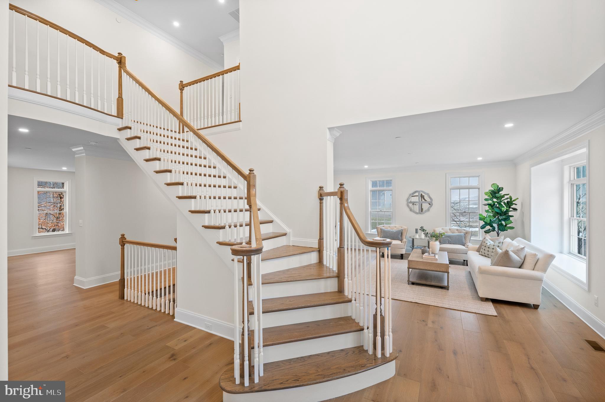 VILLAGE OF FOUR SEASONS - Residential