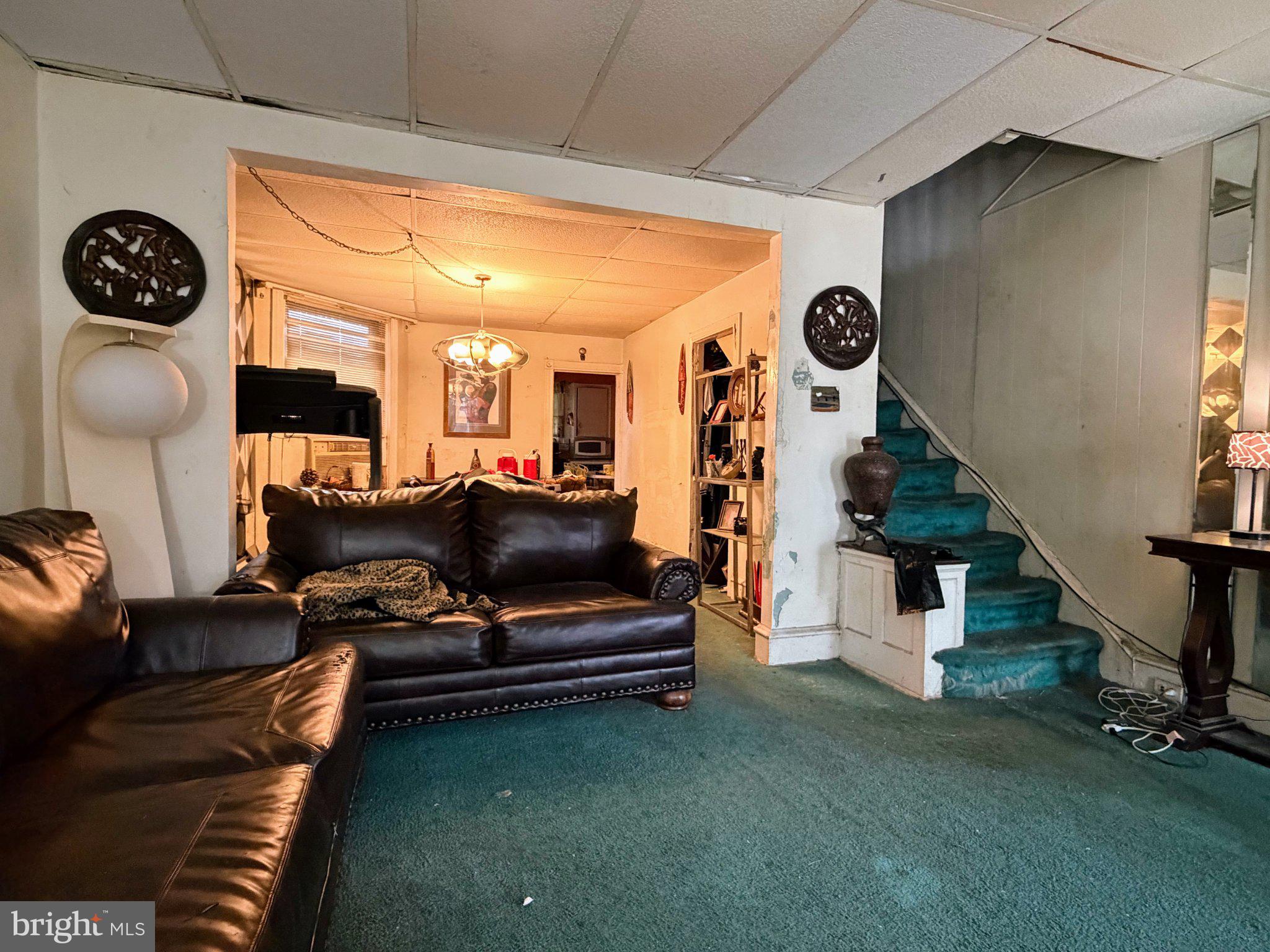 138 W POMONA STREET