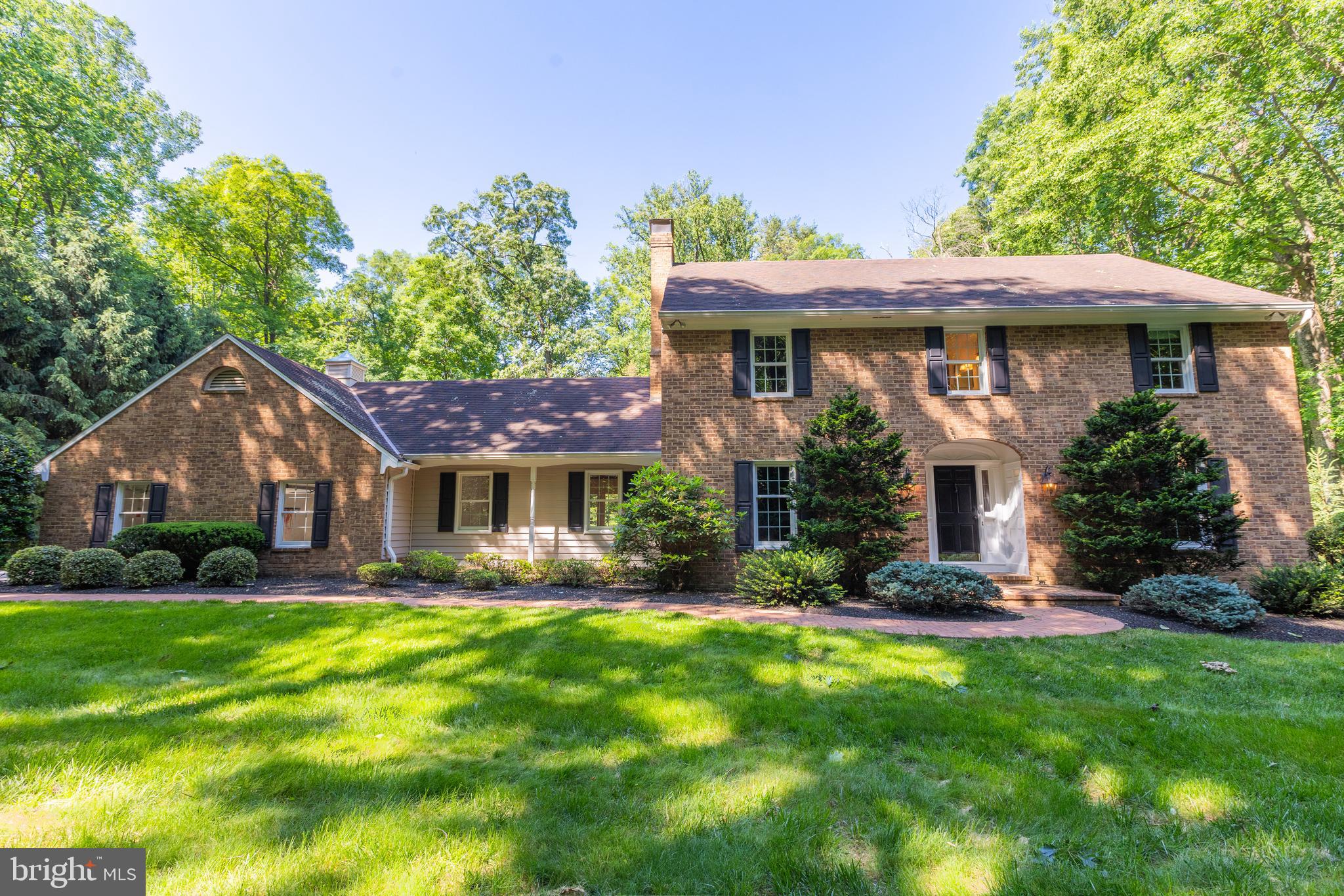 9 FORK SPRING COURT
