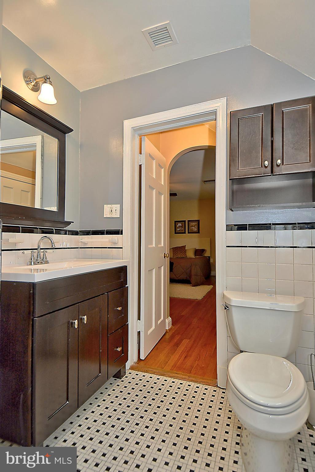 BURNT MILLS HILLS - Residential