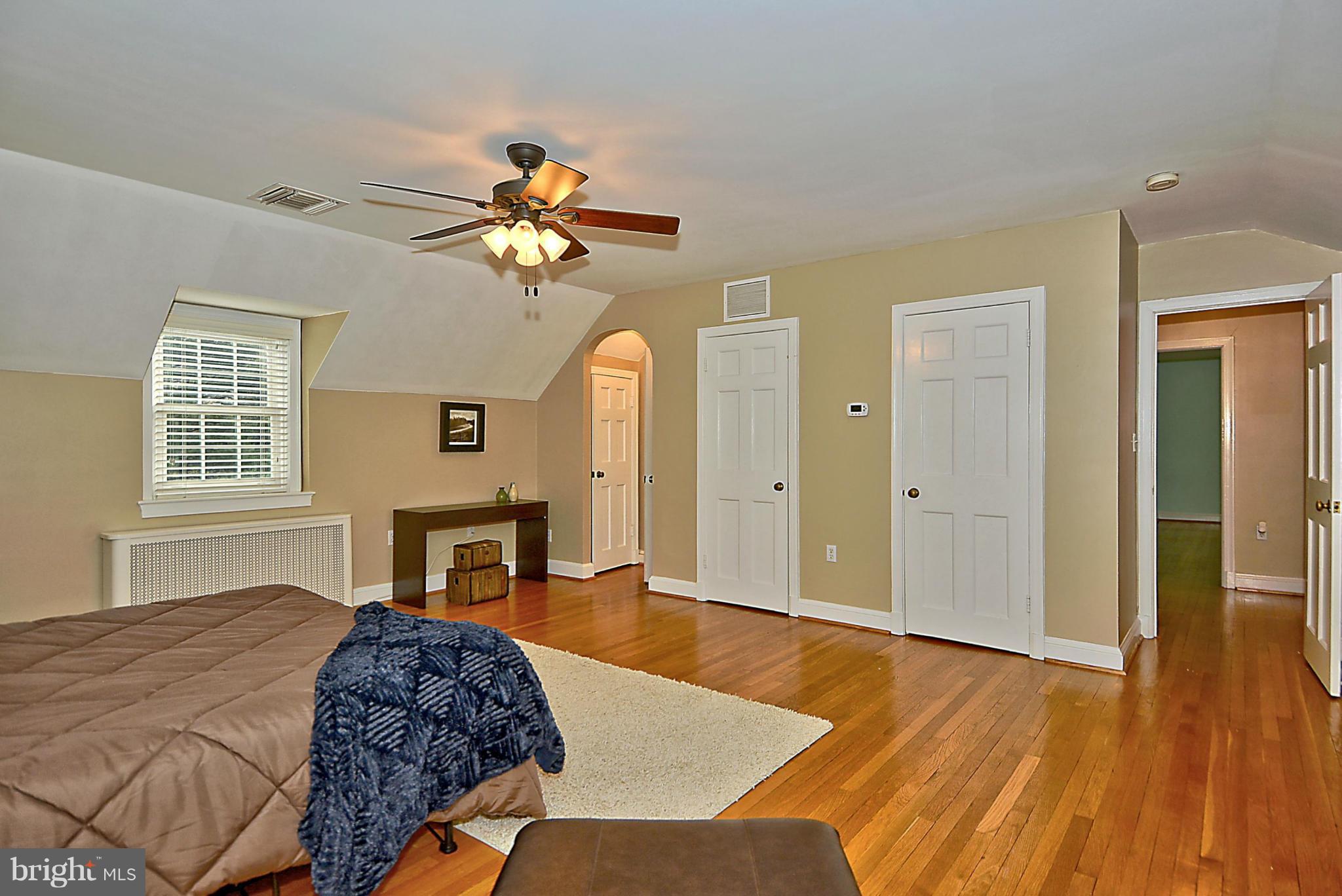 BURNT MILLS HILLS - Residential