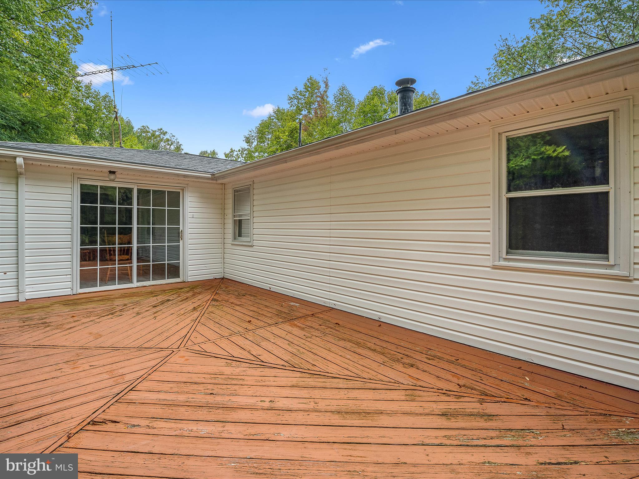 SLEEPY CREEK MT ESTATES - Residential