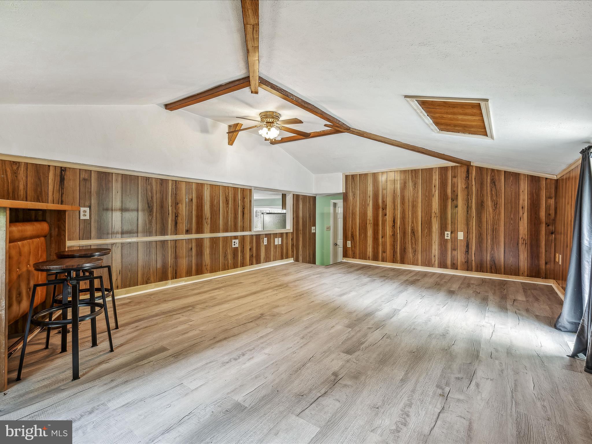 SLEEPY CREEK MT ESTATES - Residential