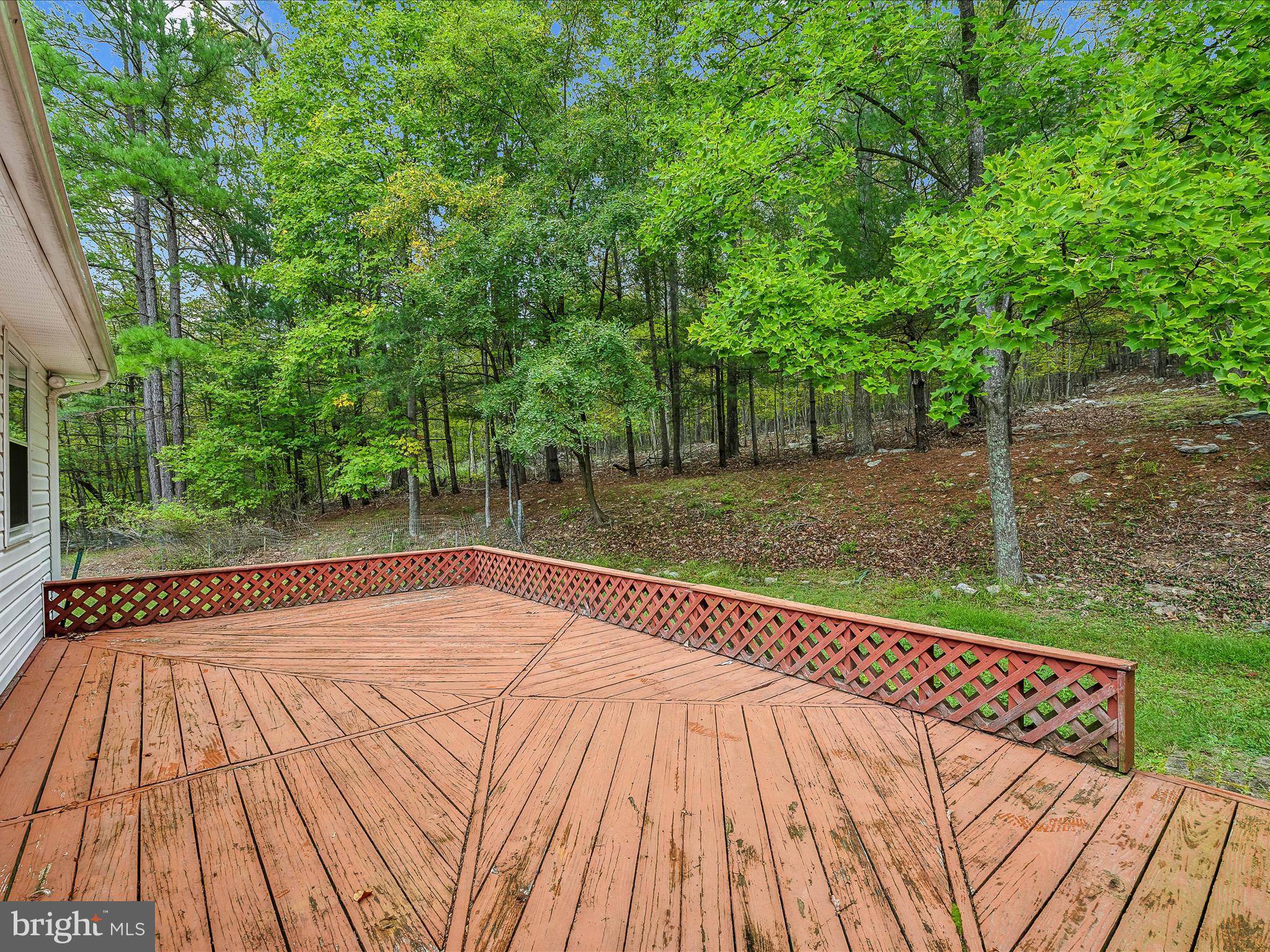 SLEEPY CREEK MT ESTATES - Residential