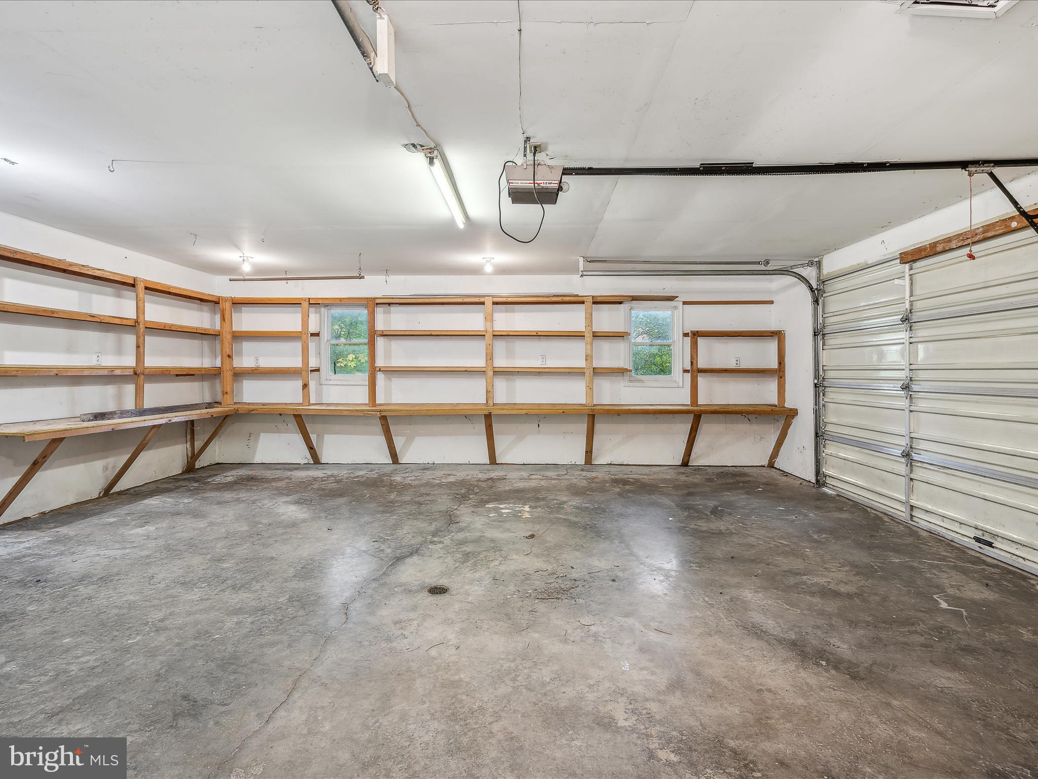 SLEEPY CREEK MT ESTATES - Residential