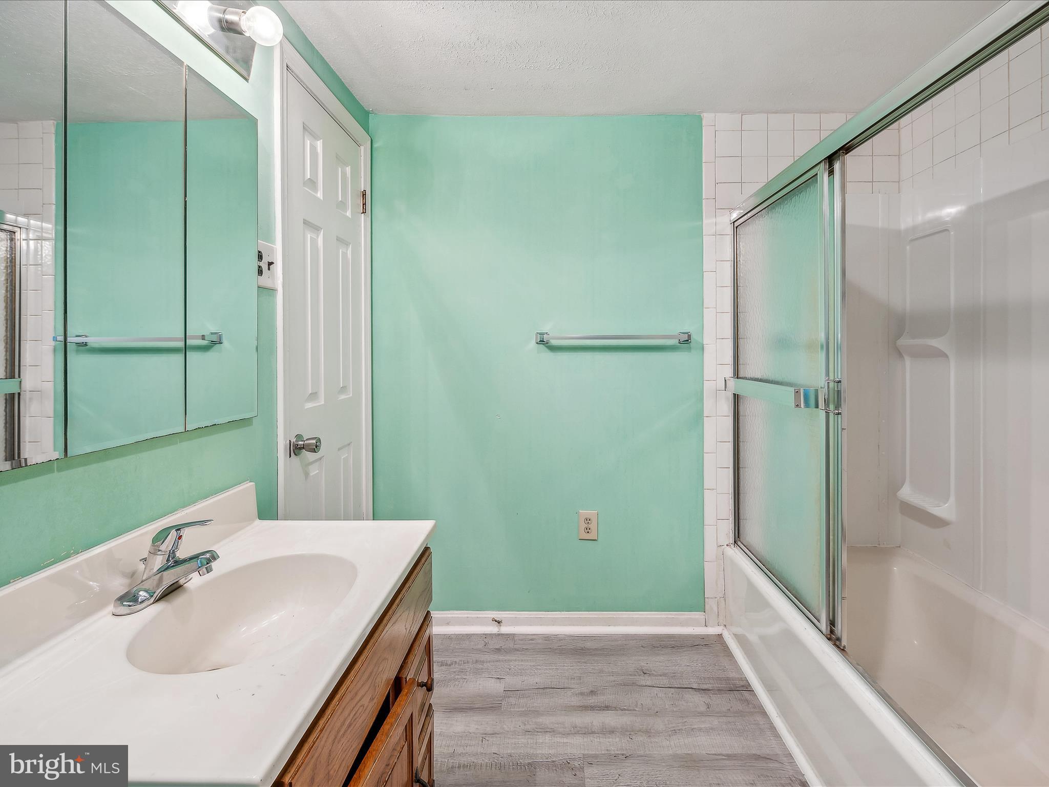 SLEEPY CREEK MT ESTATES - Residential