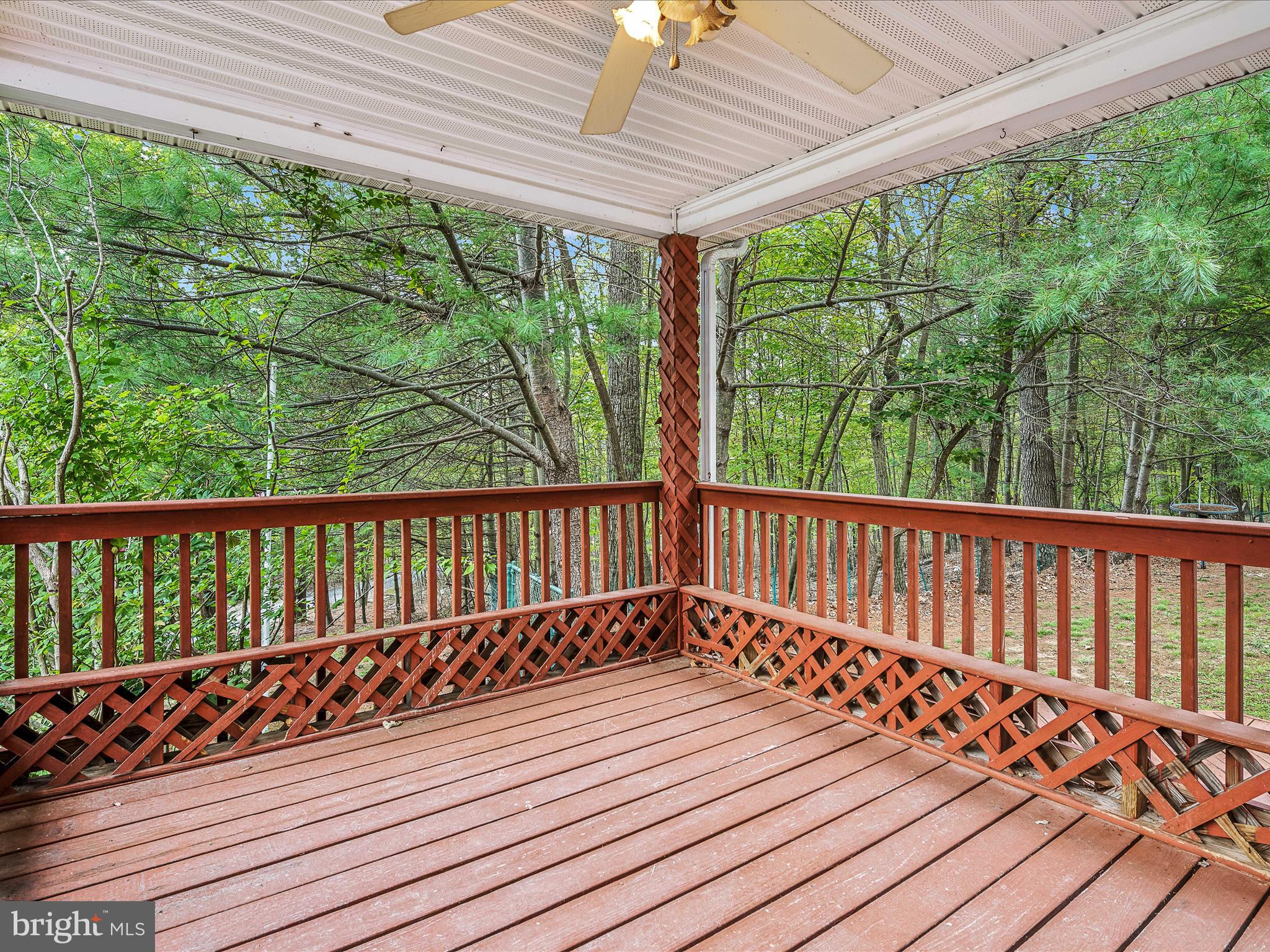 SLEEPY CREEK MT ESTATES - Residential