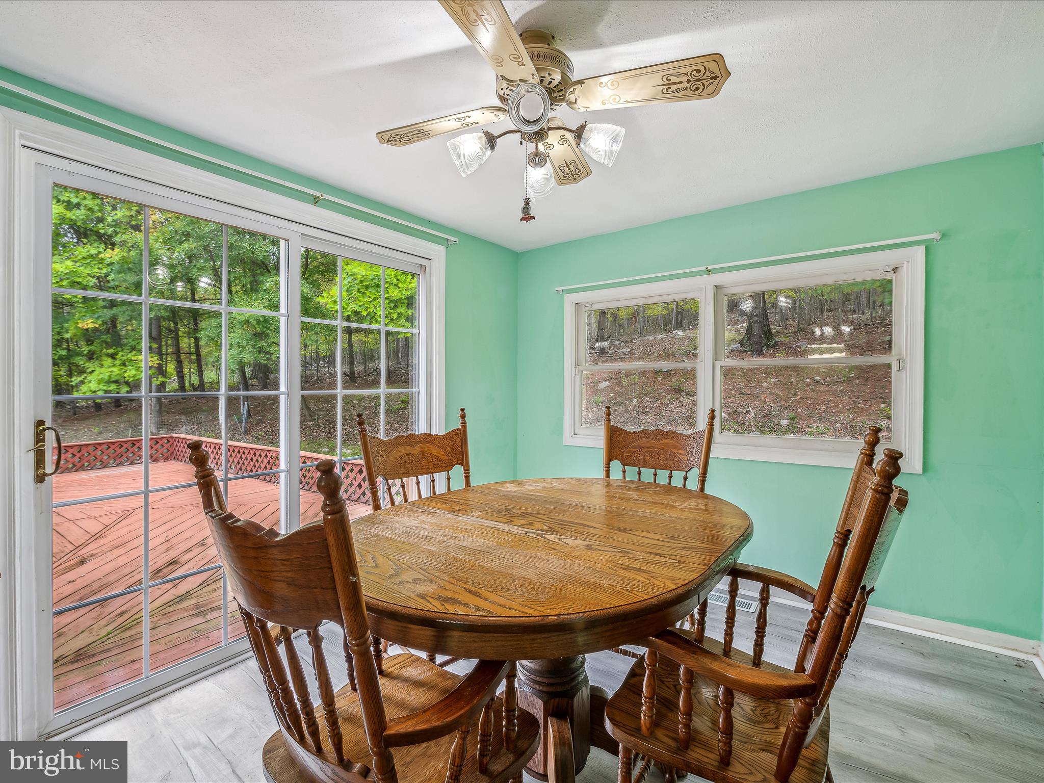 SLEEPY CREEK MT ESTATES - Residential