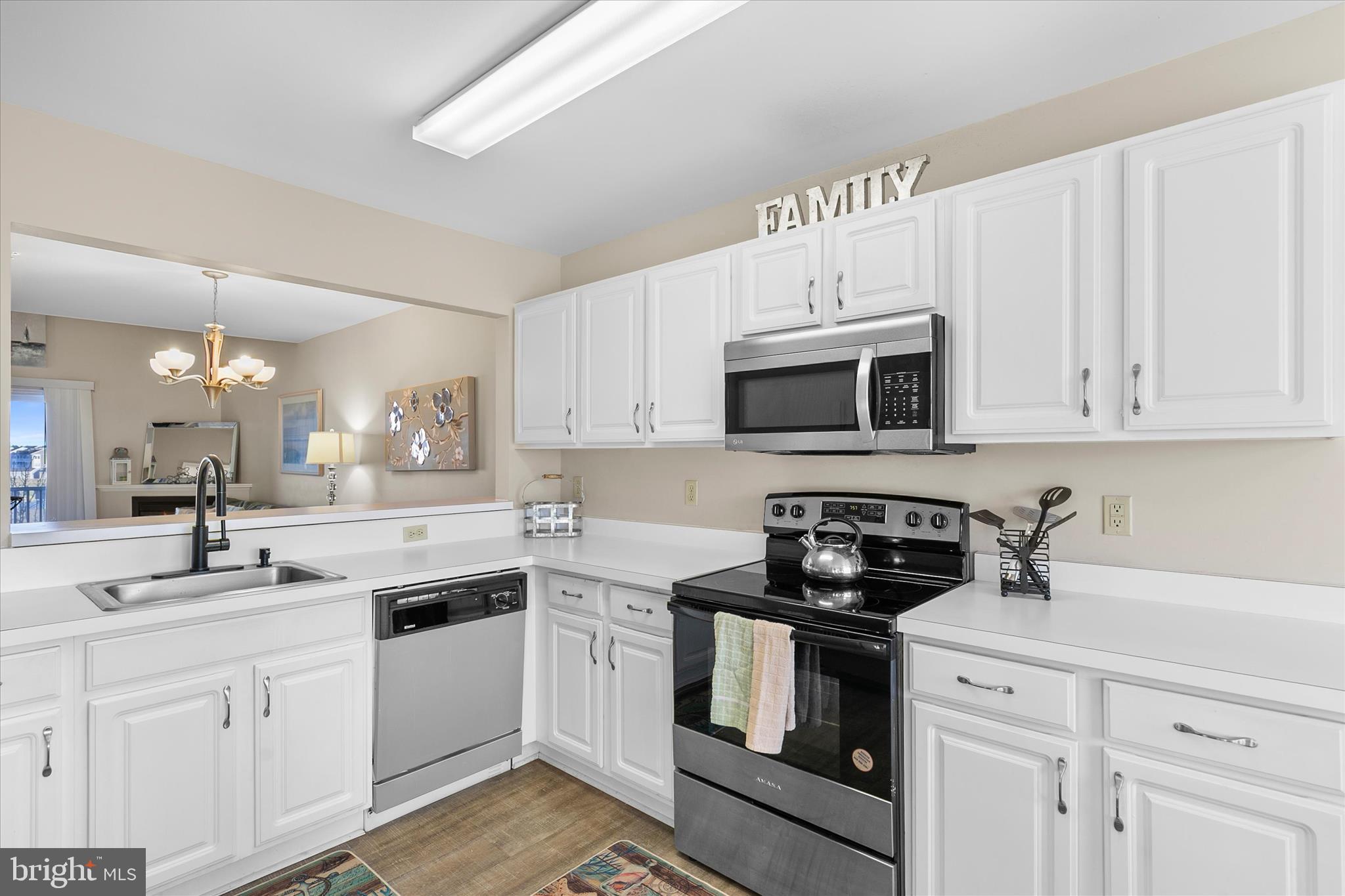 BETHANY BAY - Residential