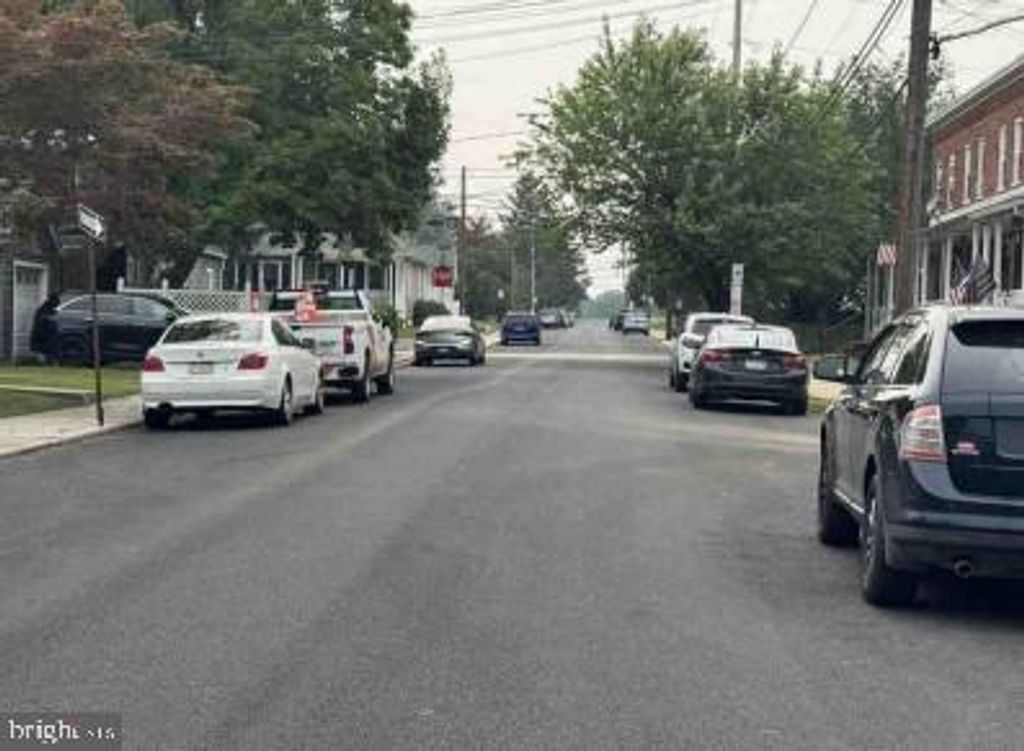 Photo of 423 W Penn Street, CARLISLE, PA 17013 (MLS # PACB2049240)