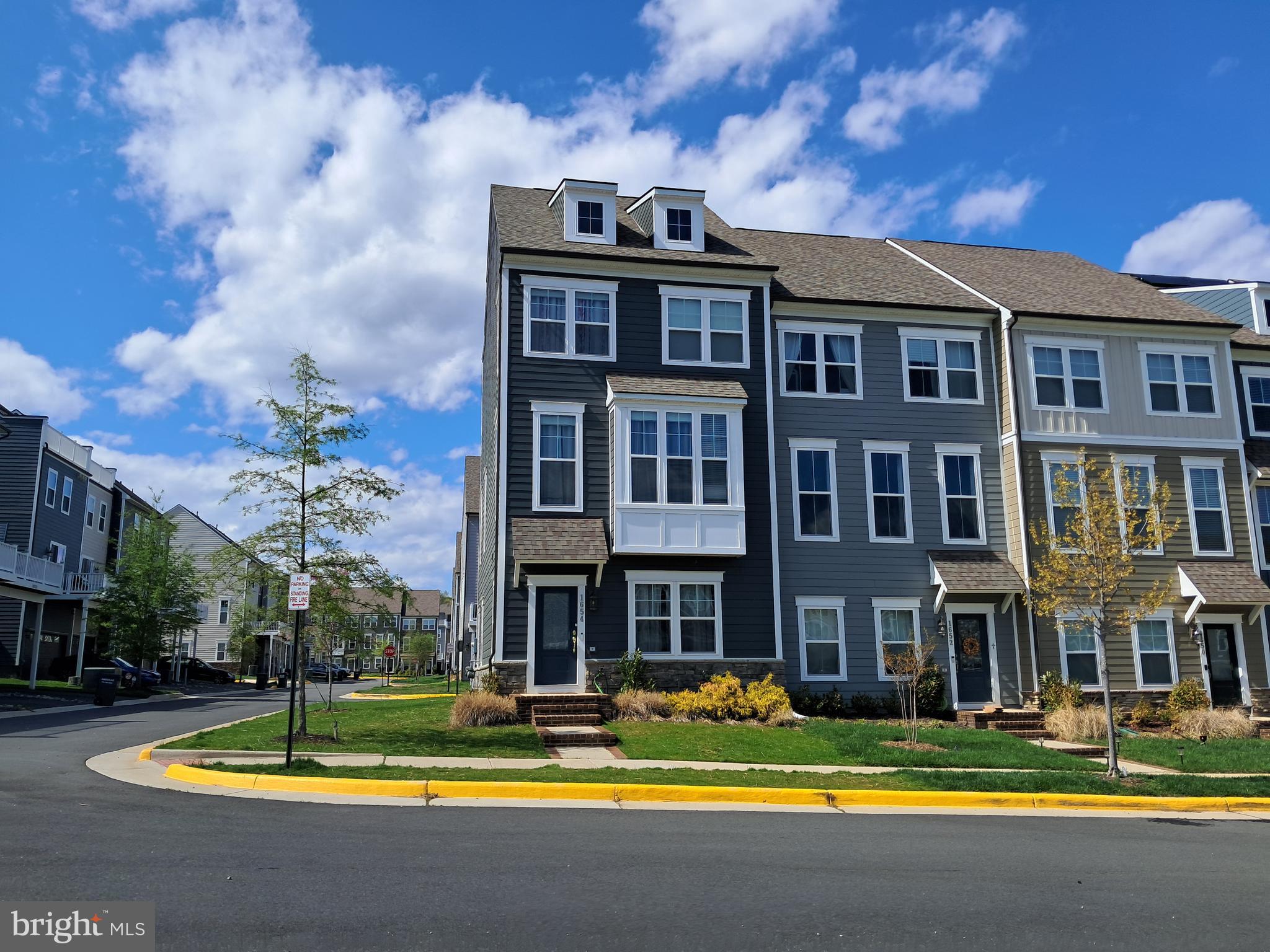 1654 BAY CEDAR DRIVE