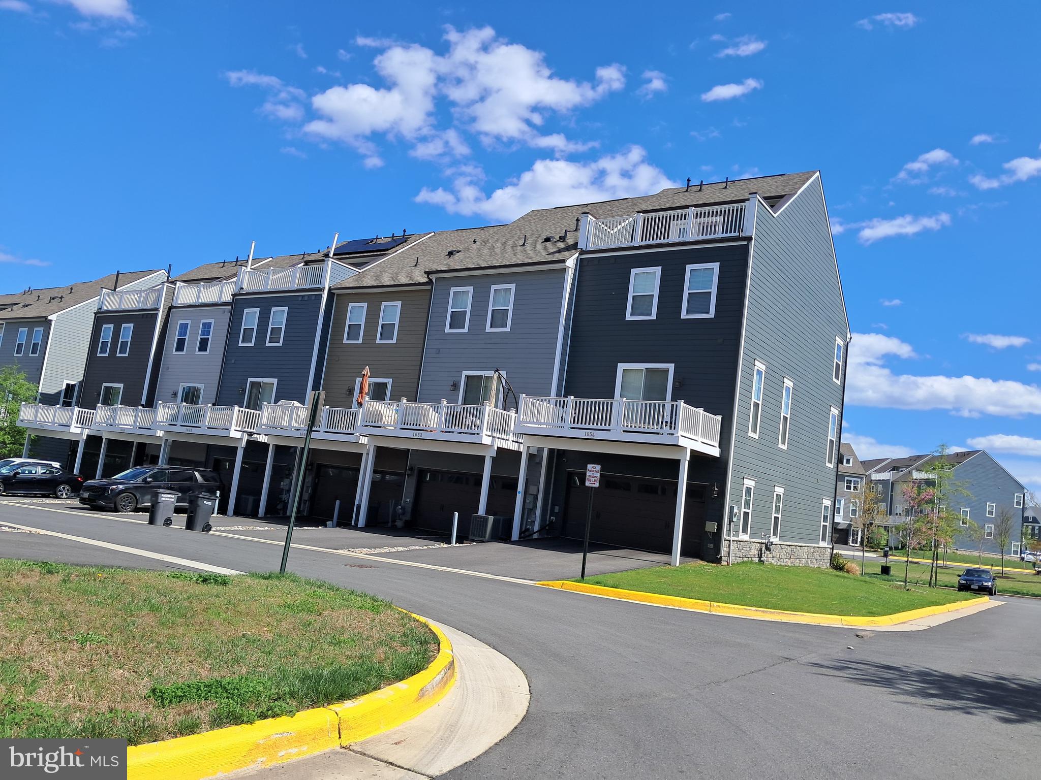 1654 BAY CEDAR DRIVE