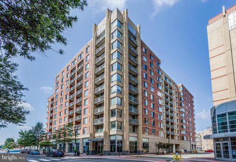 Photo of 1020 N Highland Street #703, ARLINGTON, VA 22201 (MLS # VAAR2073144)