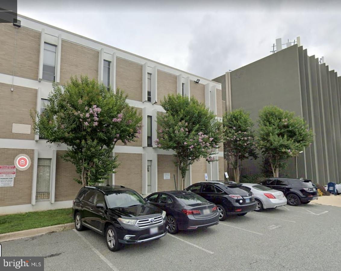 NORTH BETHESDA - Commercial Sale