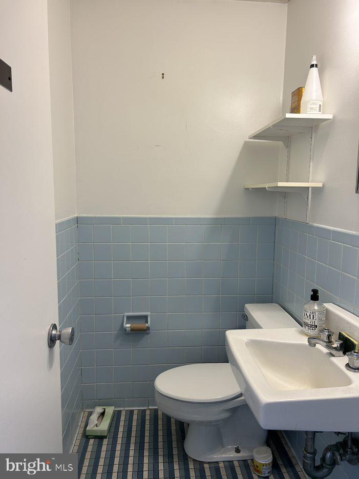 NORTH BETHESDA - Commercial Sale