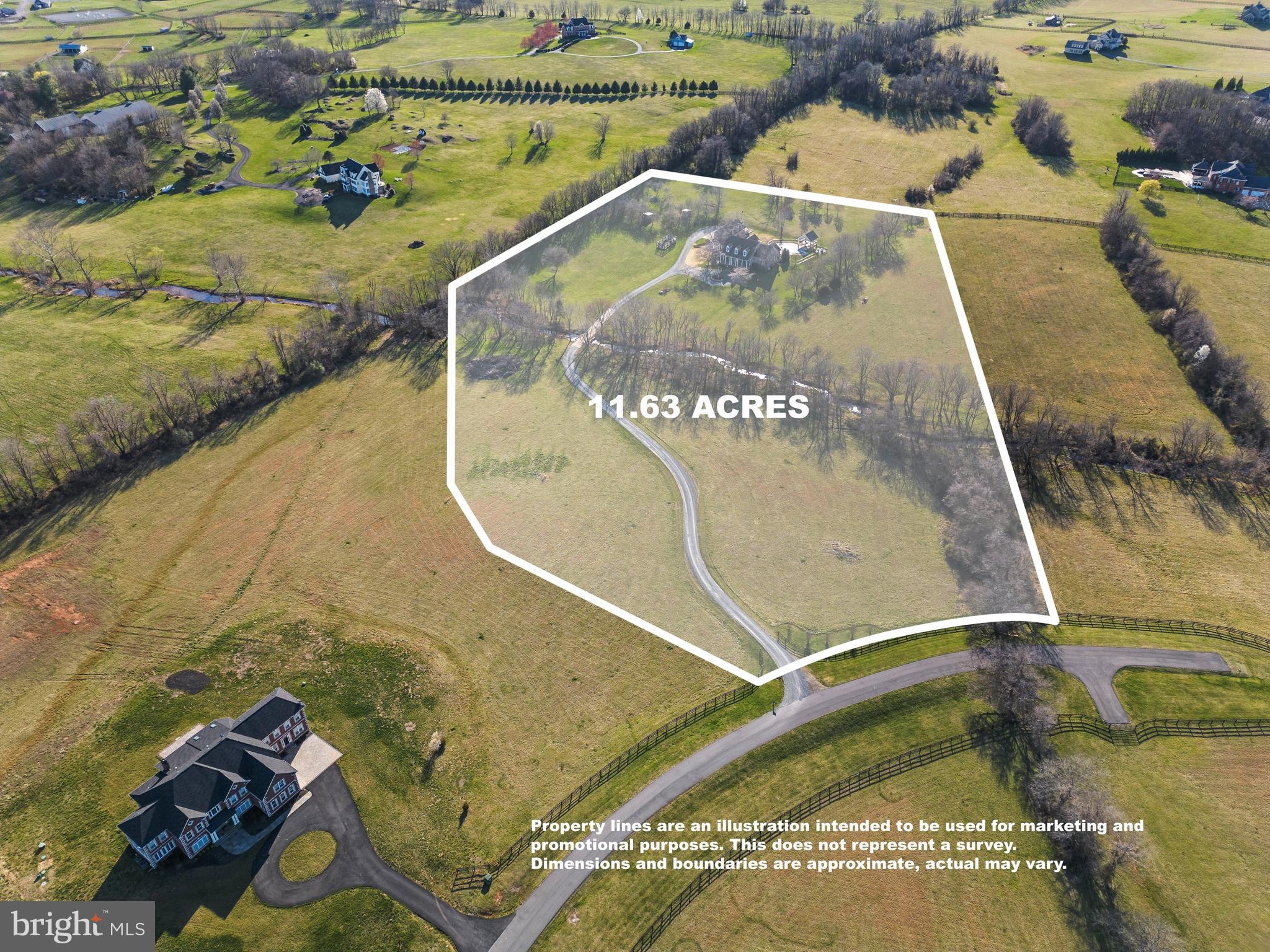 LEE'S CROSSING - Residential