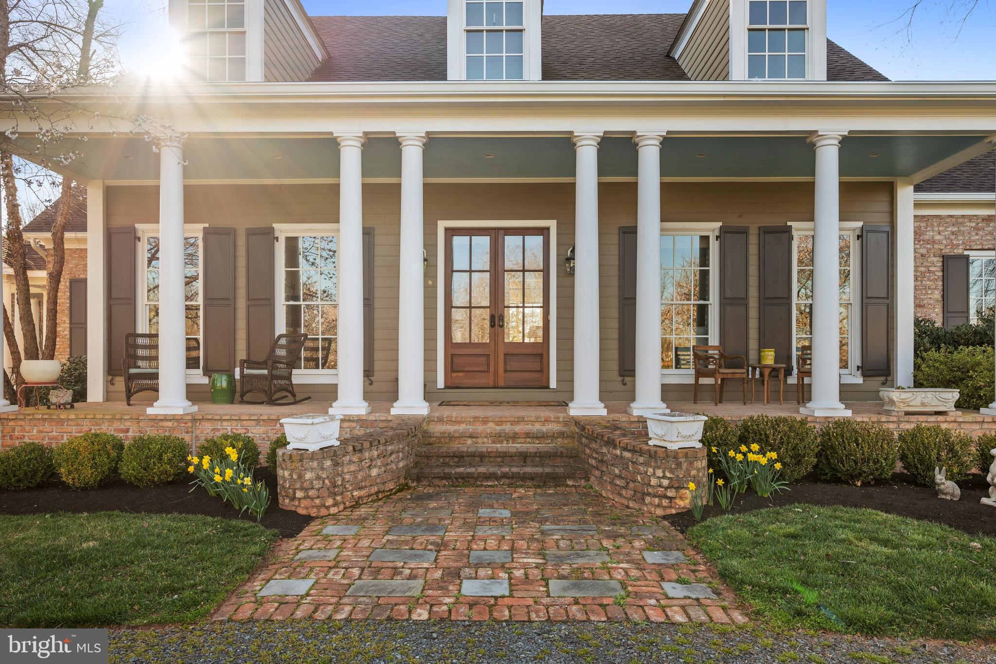 LEE'S CROSSING - Residential