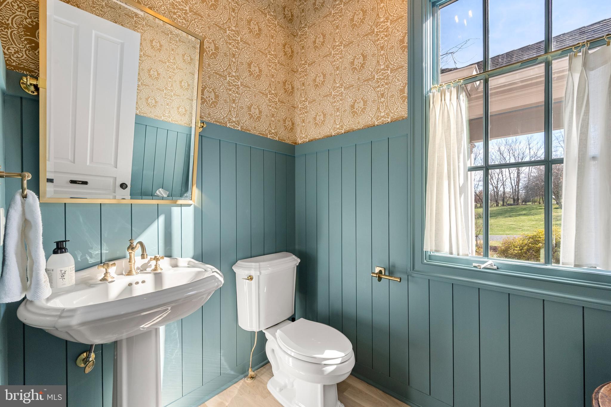 LEE'S CROSSING - Residential