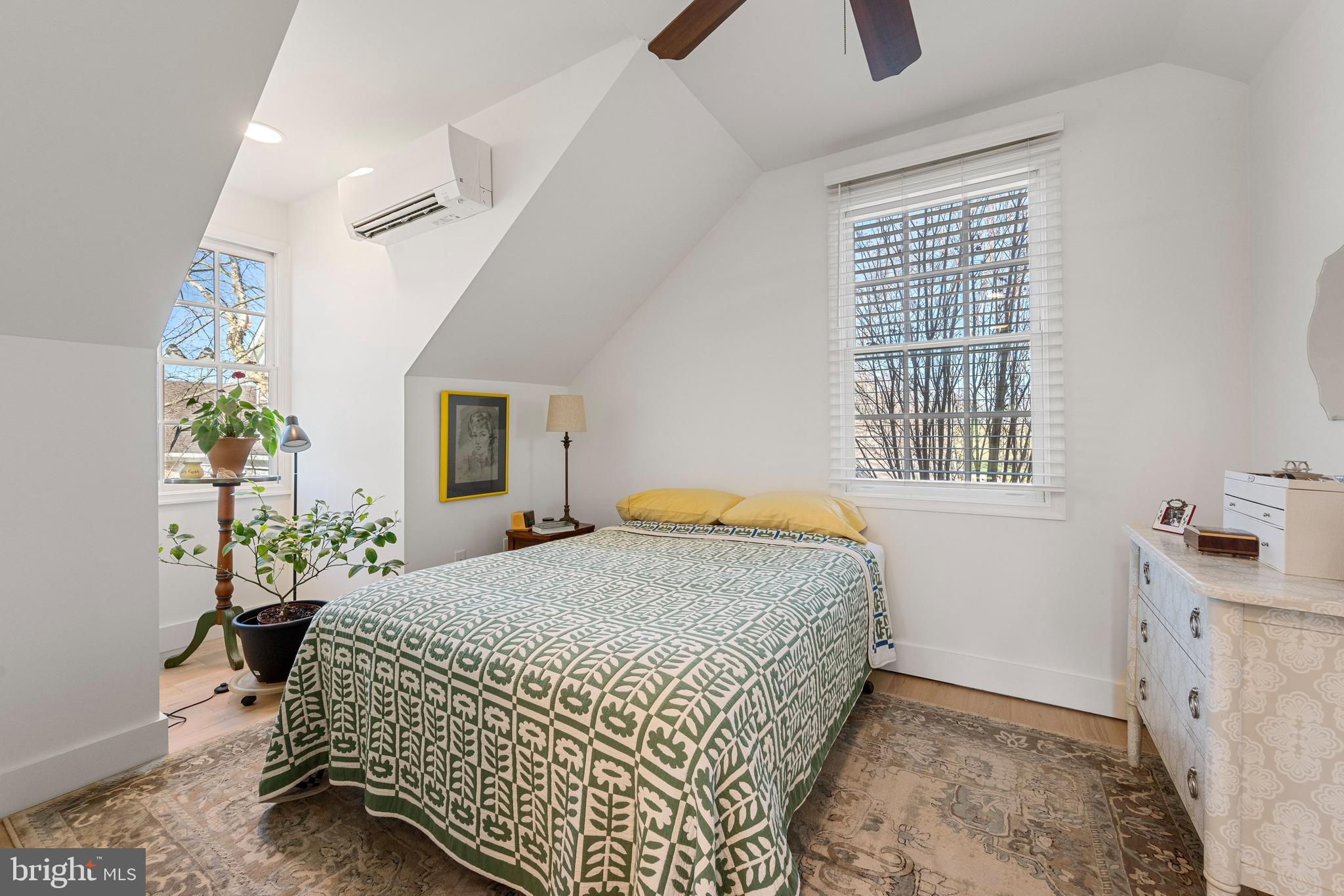 LEE'S CROSSING - Residential