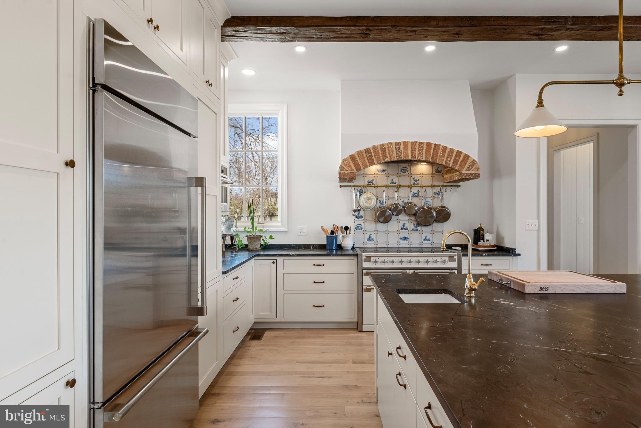 LEE'S CROSSING - Residential