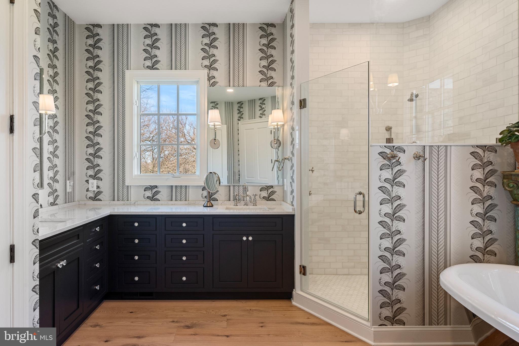 LEE'S CROSSING - Residential