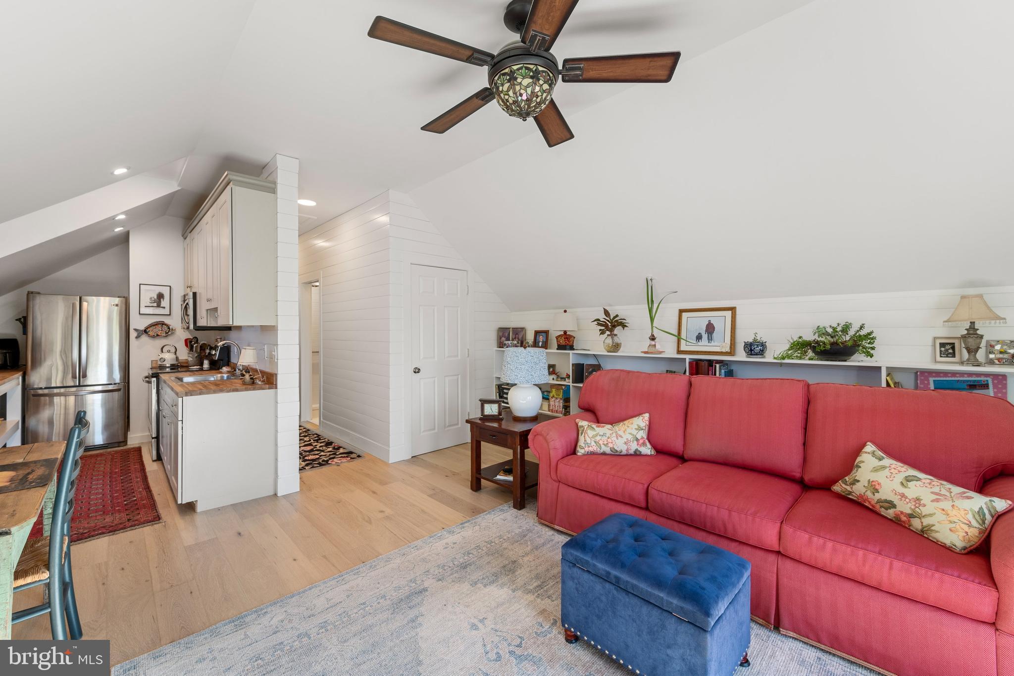 LEE'S CROSSING - Residential