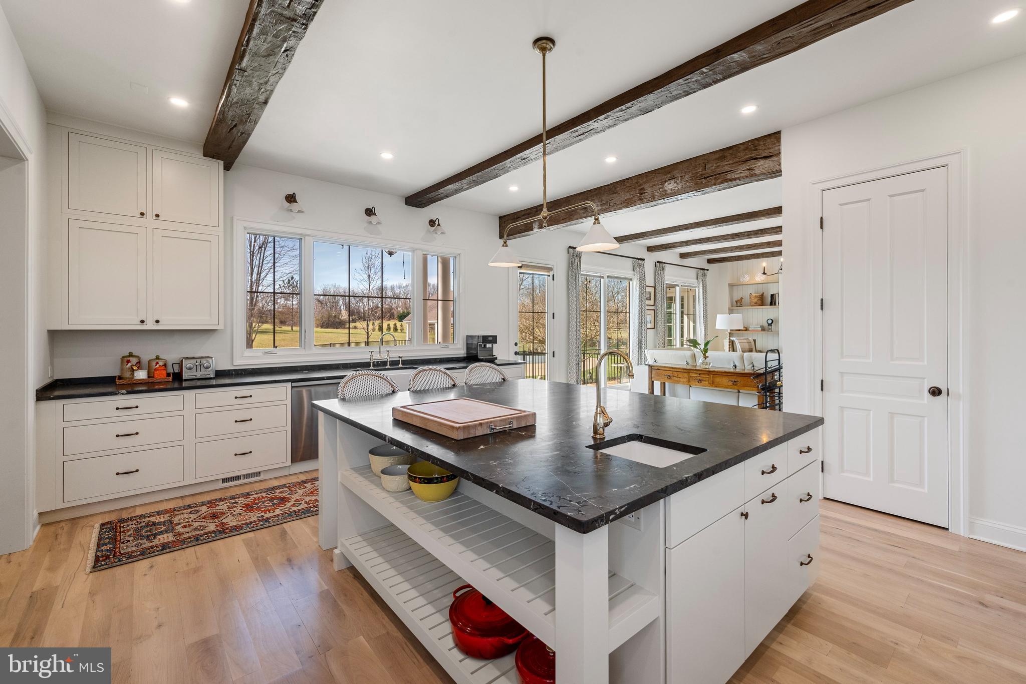 LEE'S CROSSING - Residential