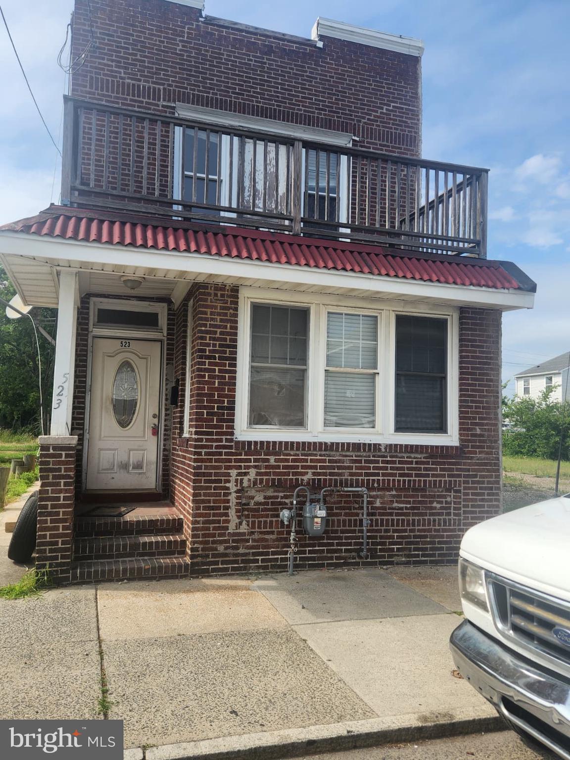 523 DREXEL AVE - Photo 3