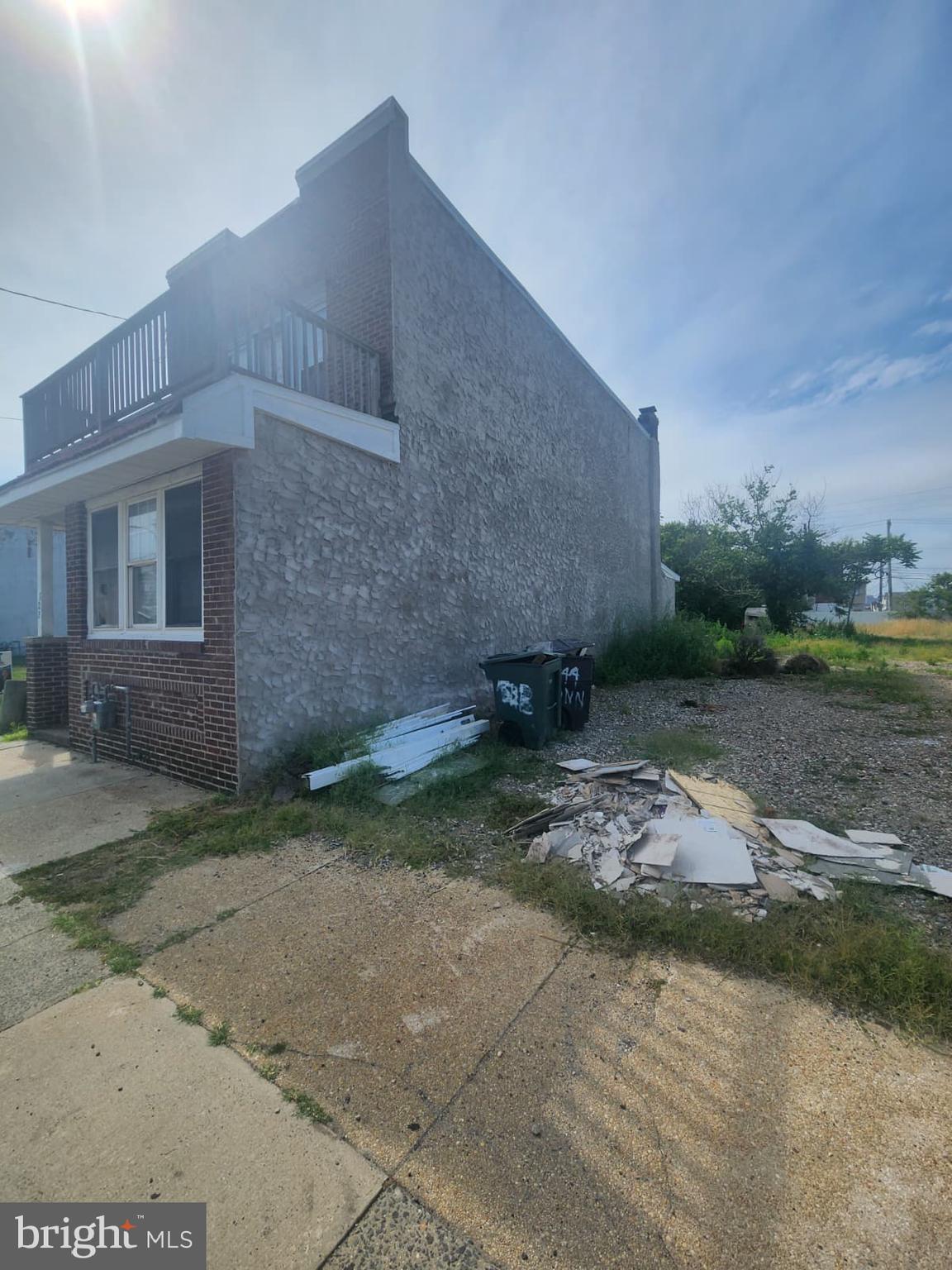 523 DREXEL AVE - Photo 2