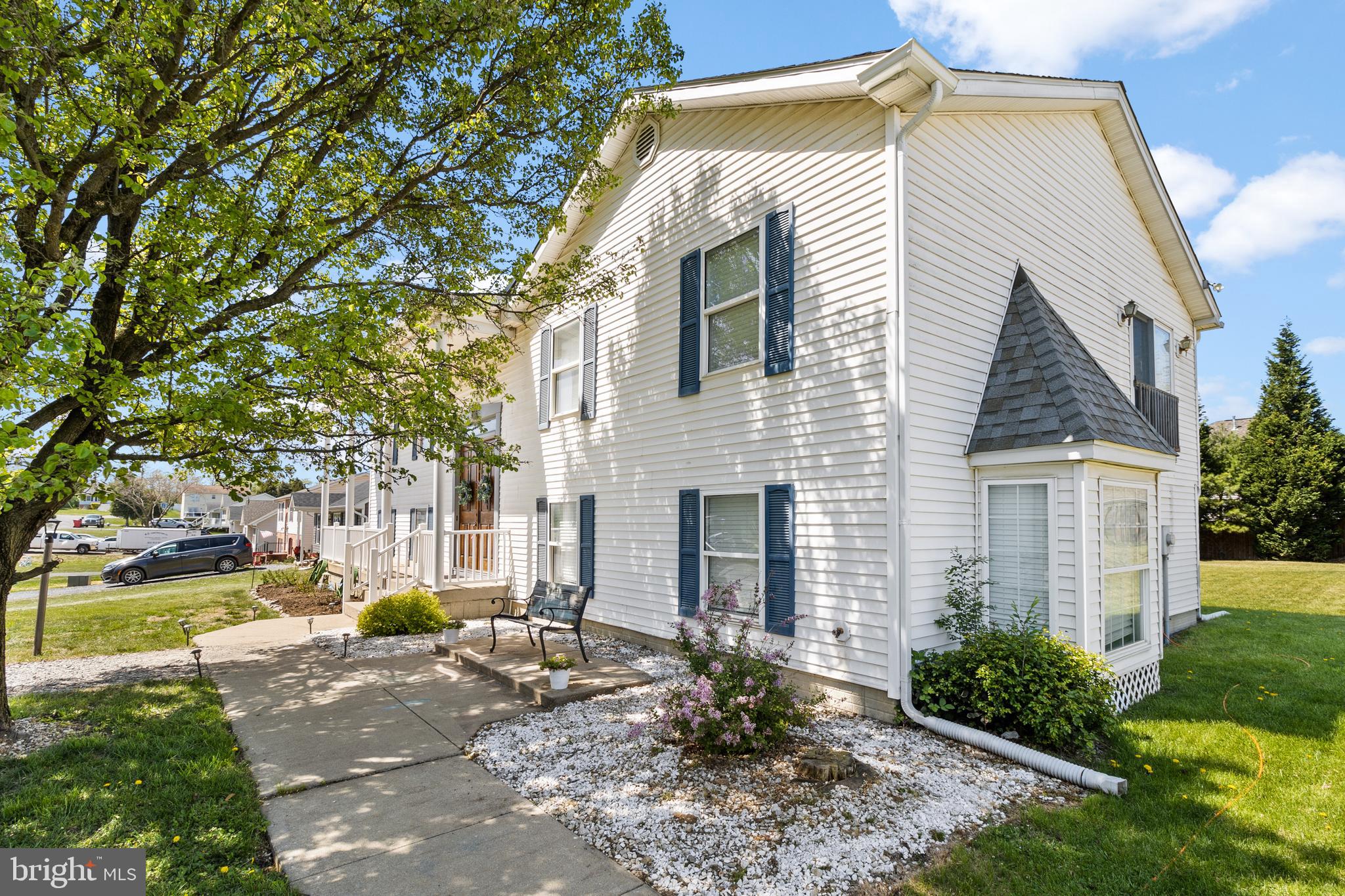 ORCHARD HILLS - Residential