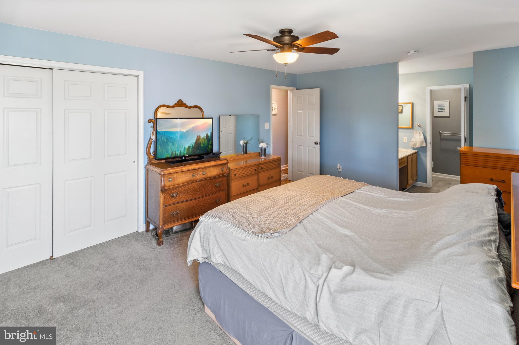 ORCHARD HILLS - Residential