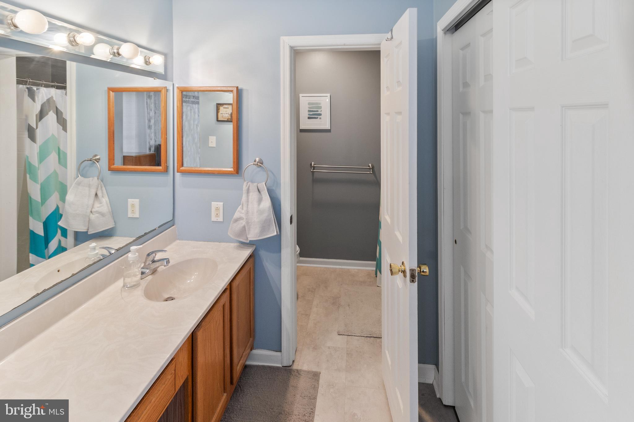 ORCHARD HILLS - Residential