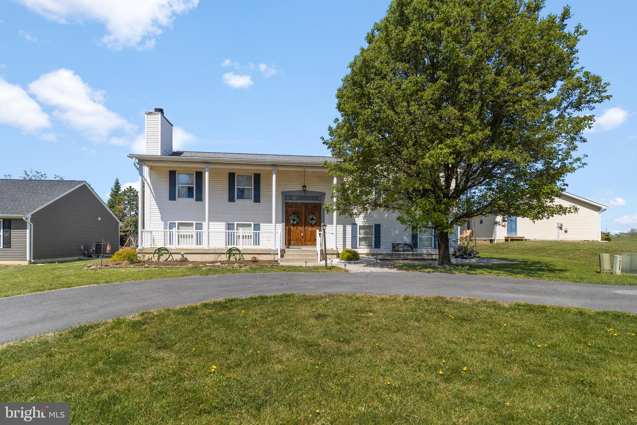 ORCHARD HILLS - Residential