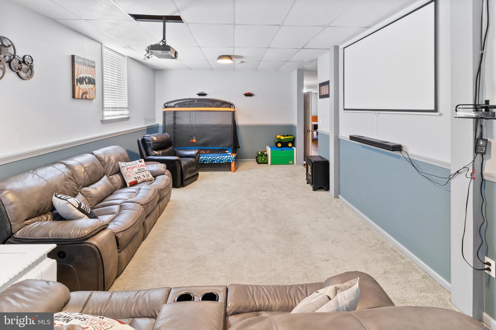 ORCHARD HILLS - Residential