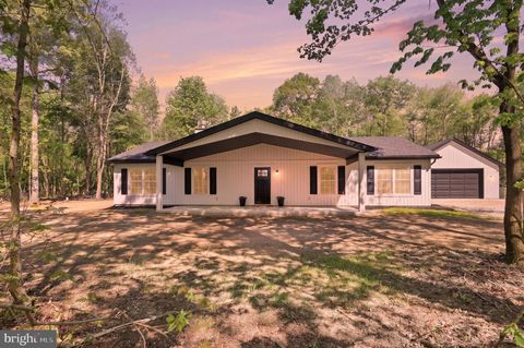 Photo of 1832 Fox Hunters Road, HARRINGTON, DE 19952 (MLS # DEKT2046346)