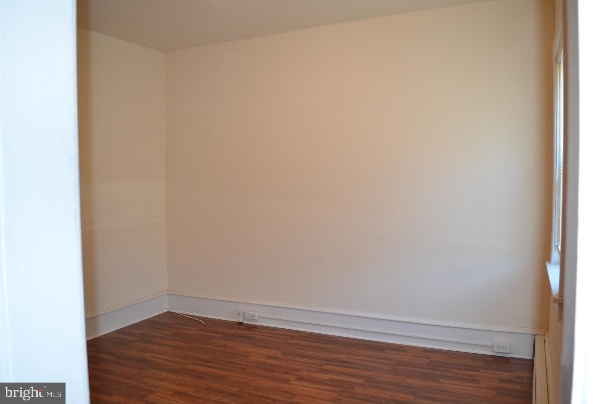 400 RICHEY AVENUE APT.4