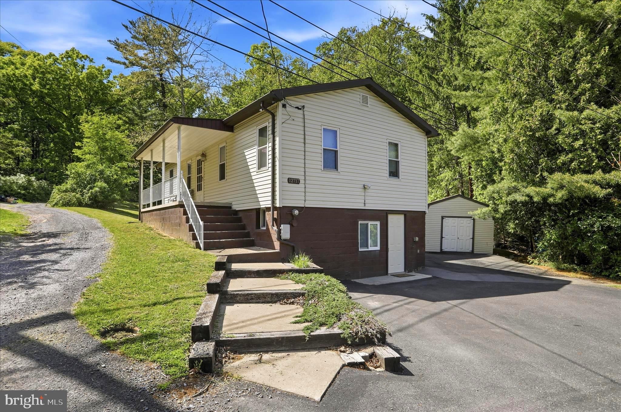 BOWLING GREEN - Residential