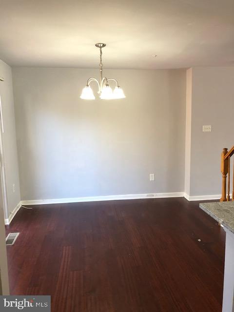 LONDON WOODS - Residential