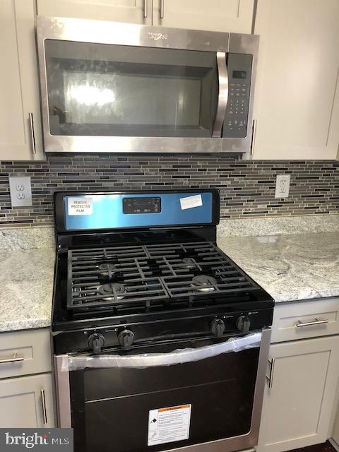 LONDON WOODS - Residential