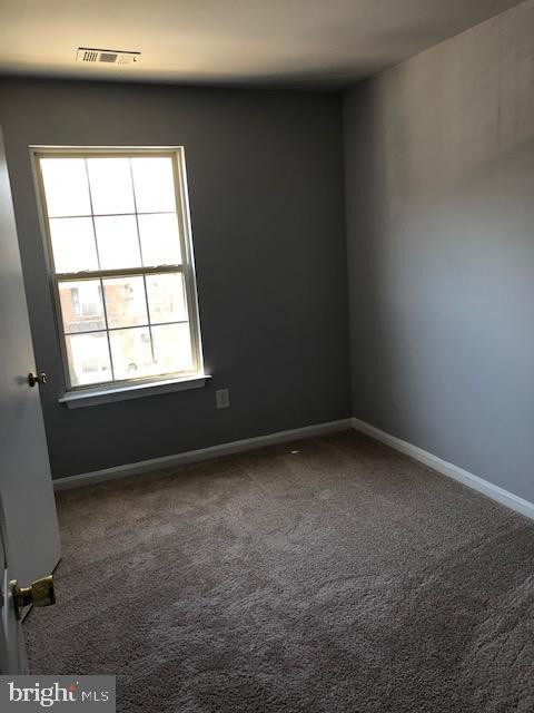 LONDON WOODS - Residential