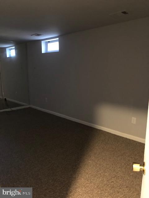 LONDON WOODS - Residential