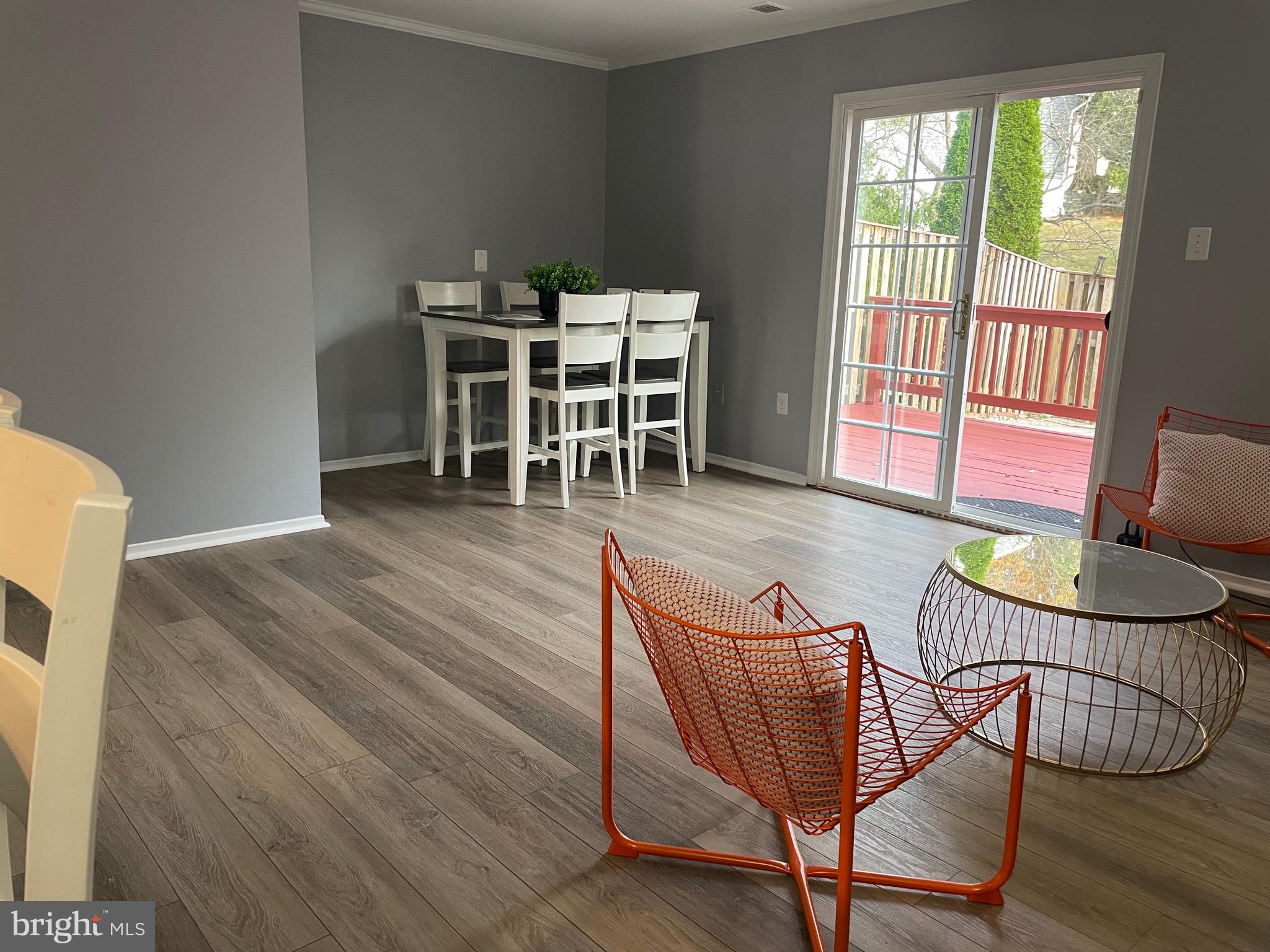 18717 PIKEVIEW DRIVE