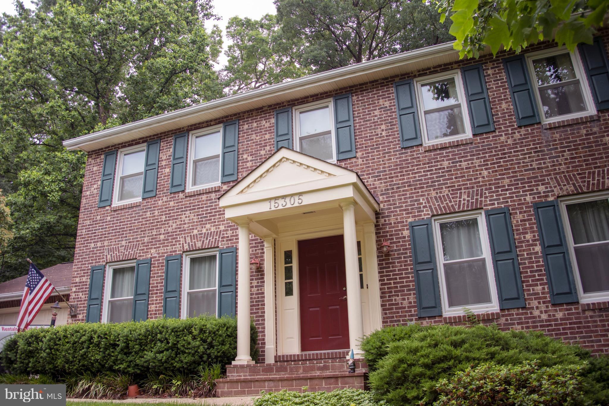 COUNTRY CLUB/LAKE MONTCLAIR - Residential